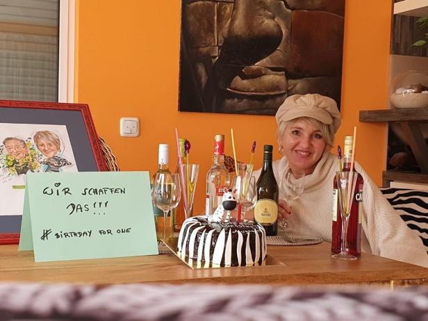 Trotz Corona: Richard Lugner überraschte sein "Zebra" zum Geburtstag
