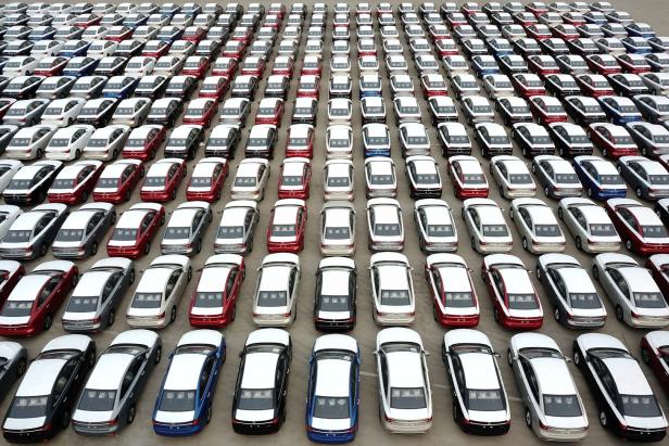 "Nur" minus 43 Prozent: Talfahrt auf Chinas Automarkt gebremst