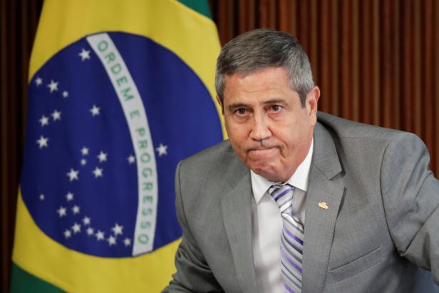 Bolsonaro oder die Generäle - wer in Brasilien die Macht hat