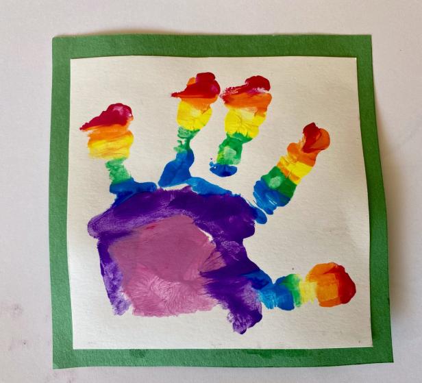 Fingerfarben und Hausparty: Royale Kinder trotzen Krisenstimmung
