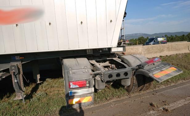 Schwerer Verkehrsunfall auf der A2 bei Wiener Neustadt