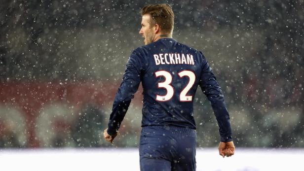 In der 76. Minute gab Beckham sein Debüt für PSG.