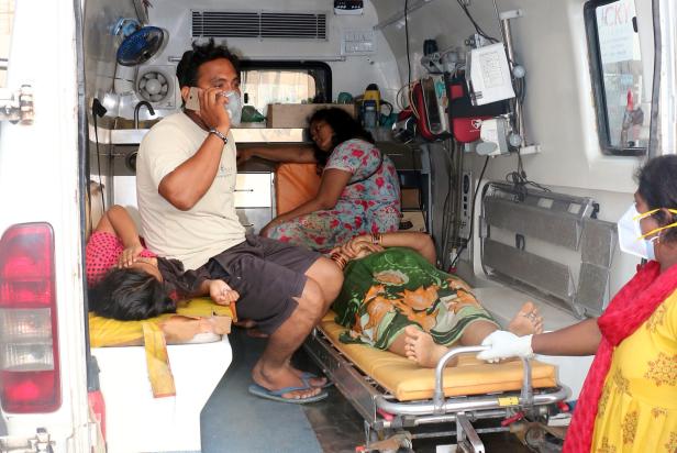 Indien: Mindestens elf Tote und Hunderte Verletzte nach Gasleck