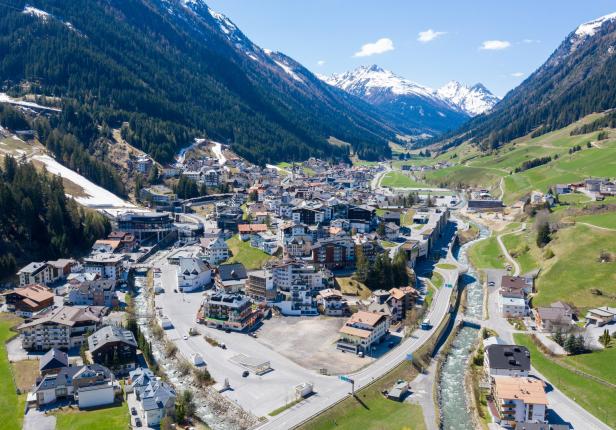 Damoklesschwert Ischgl über den Tiroler Sommerhotspots