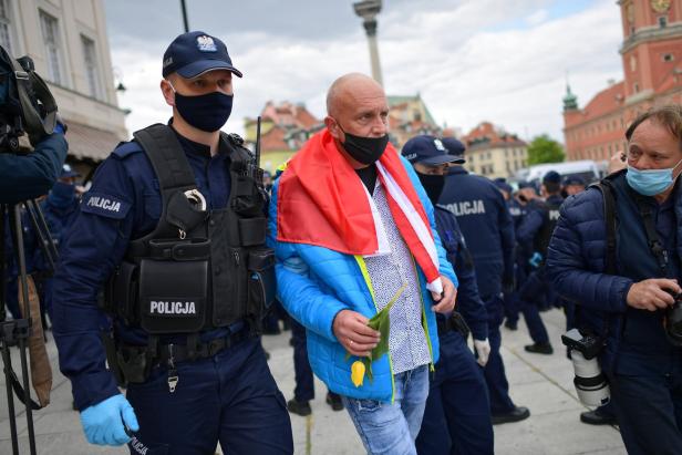 380 Festnahmen bei "illegalem" Corona-Protest in Warschau