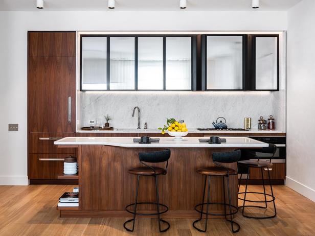 S_Greenwich-West_Sales-Gallery_Kitchen-2_credit_Alan-Tansey