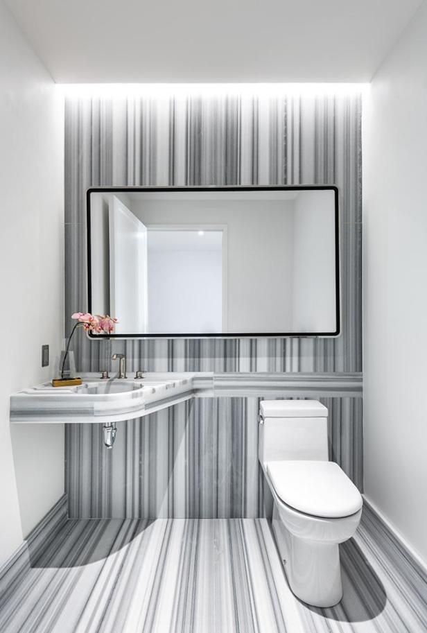 S_Greenwich-West_Sales-Gallery_Powder-Room_credit_Alan-Tansey