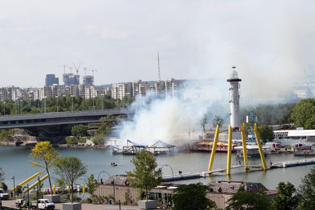 Donauinsel: Lokal der Sunken City abgebrannt und eingestürzt