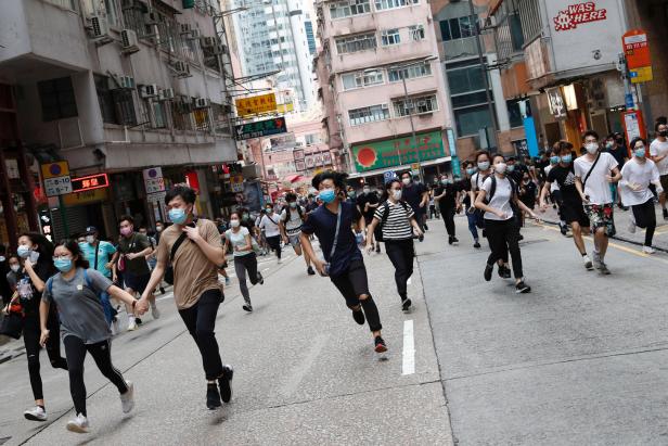 Massenproteste gegen geplantes Sicherheitsgesetz in Hongkong