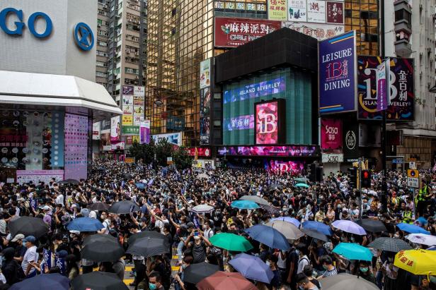 Massenproteste gegen geplantes Sicherheitsgesetz in Hongkong