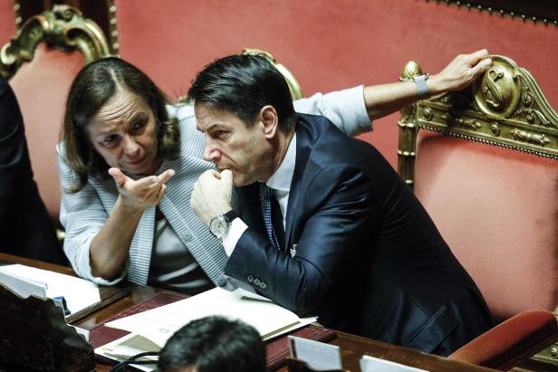 Italiens Regierung fürchtet soziale Revolten wegen Corona-Krise