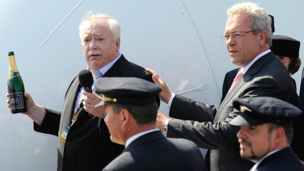 Wiens Bürgermeister Häupl tauft Airbus A-380