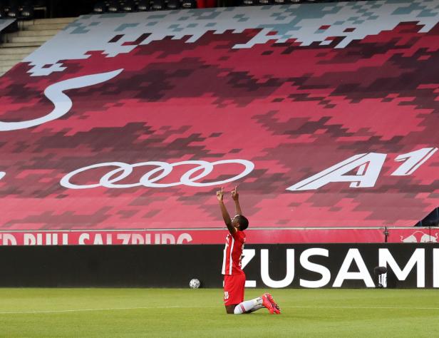 Bundesliga-Topspiel: Salzburg siegt, Rapid verletzt sich