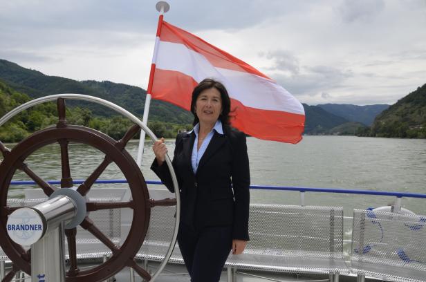 Leinen los: Schiffe auf Donau nehmen Fahrt auf