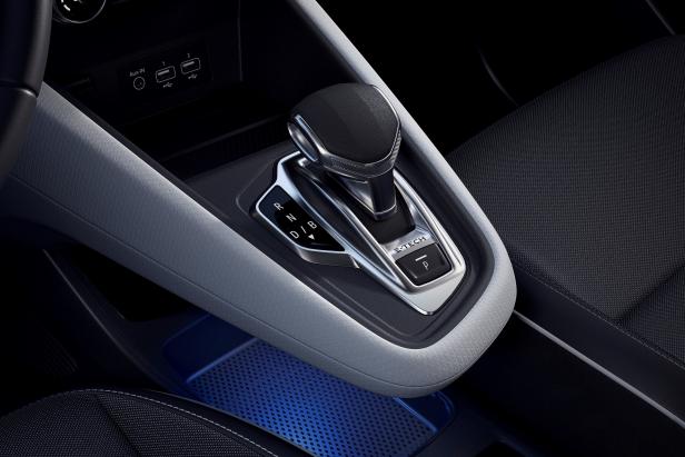 1grdk00ykgnm-images-hq-21237582_2020_-_new_renault_captur_e-tech_plug-in.jpg