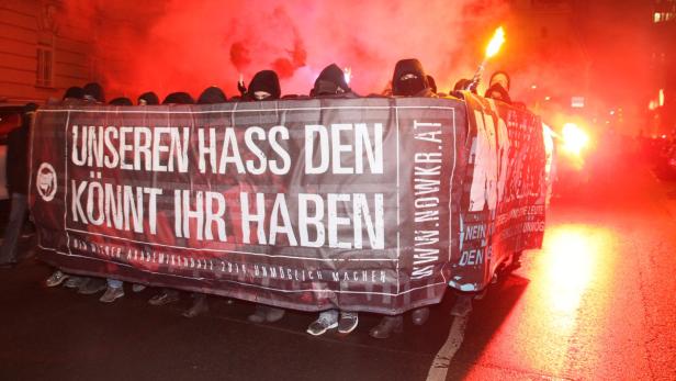 Akademikerball: Knapp 700 Anzeigen, Kritik der Grünen