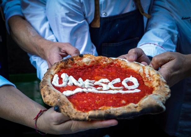 Streit in Neapel: Darf man Pizza im elektrischen Ofen machen?