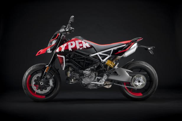 03_ducati_hypermotard_950_rve_uc169733_high.jpg