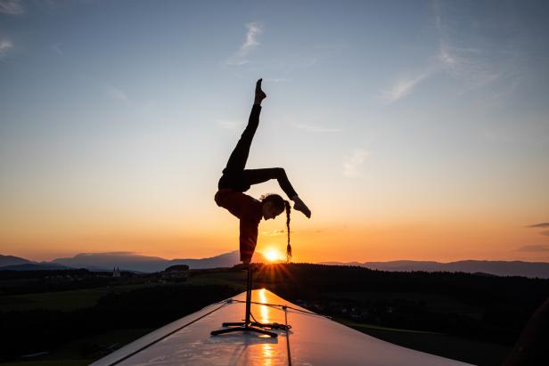 Lichtenegg: Akrobatik am Windrad
