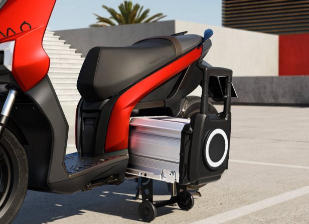 Seat bringt Elektro-Roller mit 125 Kilometer Reichweite