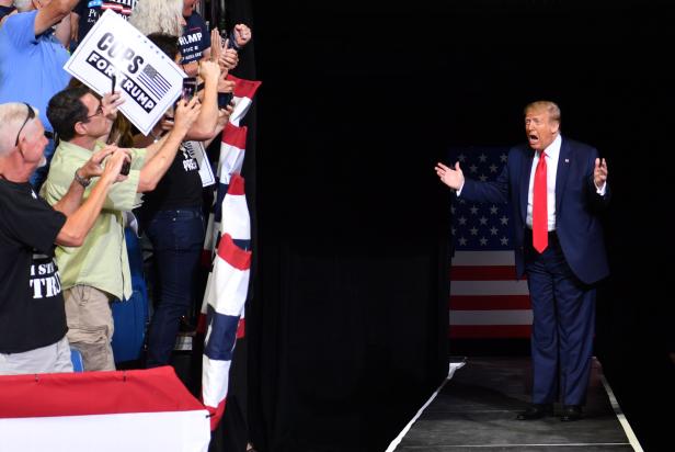 FILES-US-POLITICS-VOTE-RALLY-TRUMP FILES-US-POLITICS-VOTE-RALLY-TRUMP
