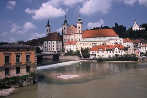 Mit Nachtwächterin zu den Hotspots von Steyr