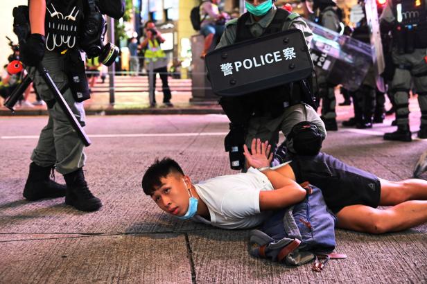 Hilfsangebote für Hongkong: China droht dem Ausland