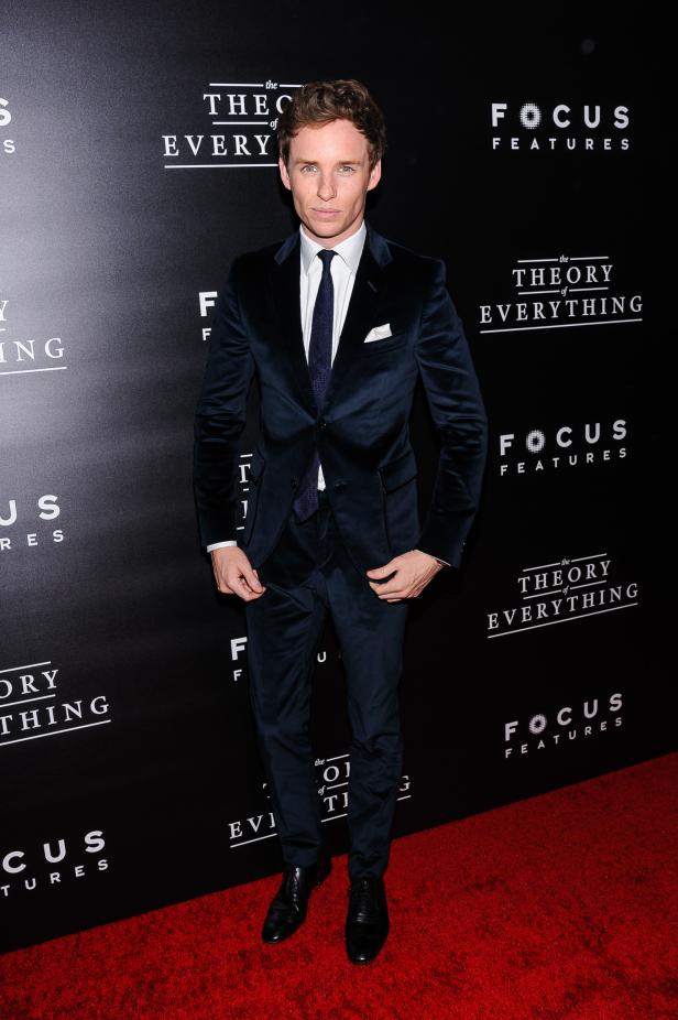 Eddie Redmayne auf dem roten Teppich für „Die Entdeckung der Unendlichkeit“.
