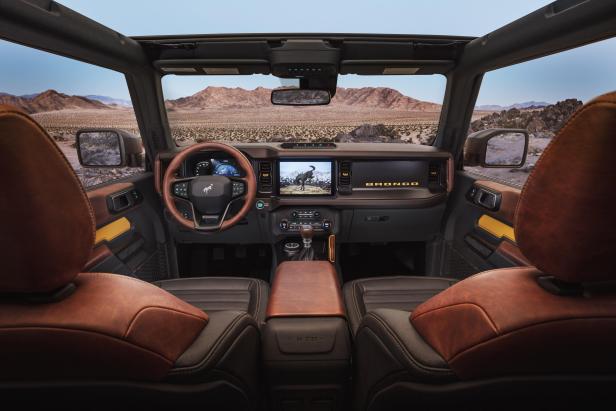 bronco_2dr_interior_01.jpg