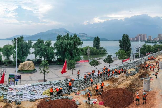 Land unter in China: Nach Corona kam die große Flut