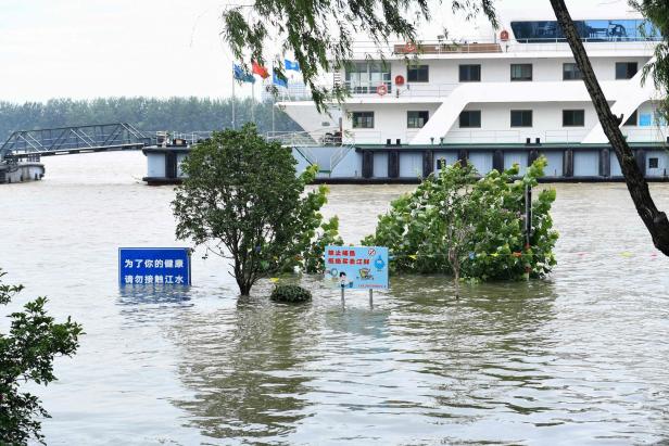 Land unter in China: Nach Corona kam die große Flut