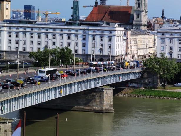 Nibelungenbrücke: Über 4.400 Unterschriften für Erhalt des Radwegs