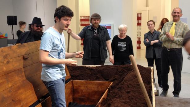 Lebendig begraben im Museum