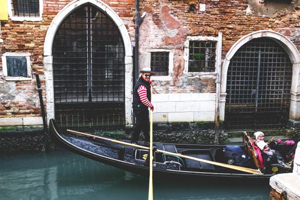 Übergewichtige Touristen: Neues Limit auf Venedigs Gondeln