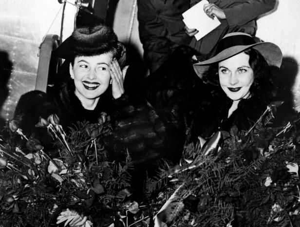 Olivia de Havilland (li) und Vivien Leigh 1939