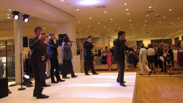 Promis feierten neuen Modetempel