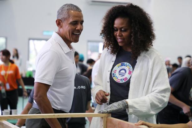 Michelle Obamas Podcast: Plauderstunde mit Hintergedanken