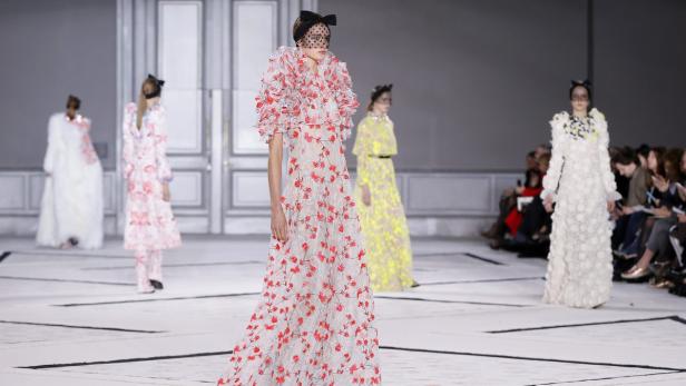 Modetrends 2015: Versace, Dior & Chanel läuten den Sommer ein