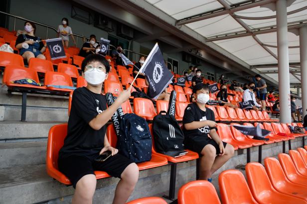 Supporters allowed back at K-League soccer match 