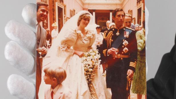 Zwanzig Jahre nach Dianas Tod: Queen zeigt Reue