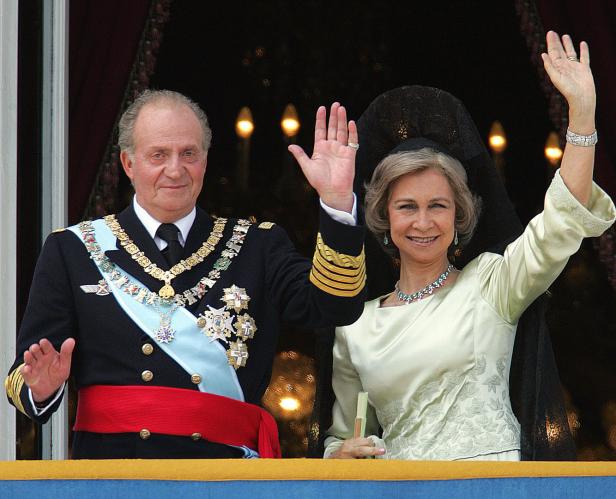 Verspottet, vergöttert, verachtet: Spaniens gefallener Ex-König