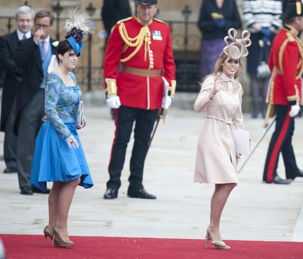 Warum Prinzessin Beatrice und Eugenie nach Williams Hochzeit bittere Tränen vergossen