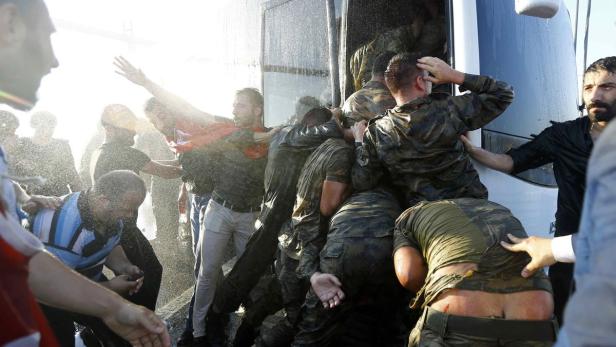Die Türkei drei Jahre nach dem Putschversuch: Mehr als 500.000 Menschen wurden festgenommen