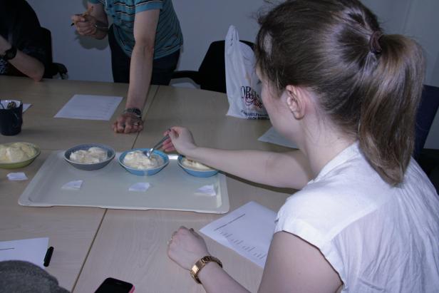 Eiskalt erwischt: Vanille-Eis im Test