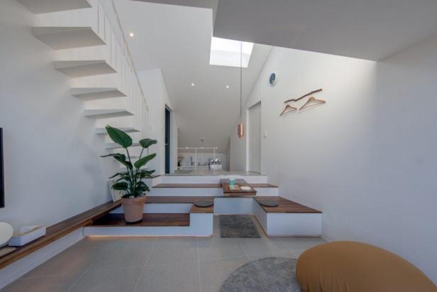 kl-13-stair-house-Building_B_livingroom_1-1024x683 kl-13-stair-house-Building_B_livingroom_1-1024x683