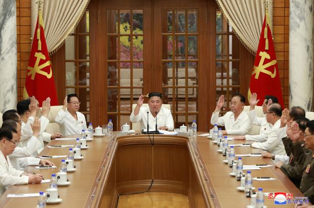 Neue Fotos von Kim Jong-un: Der Diktator voller Tatendrang