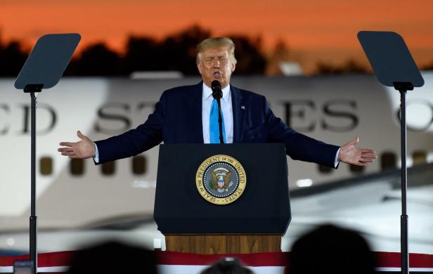 US-DONALD-TRUMP-HOLDS-CAMPAIGN-EVENT-IN-LATROBE,-PA
