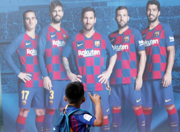 Lionel Messi's FC Barcelona transfer request