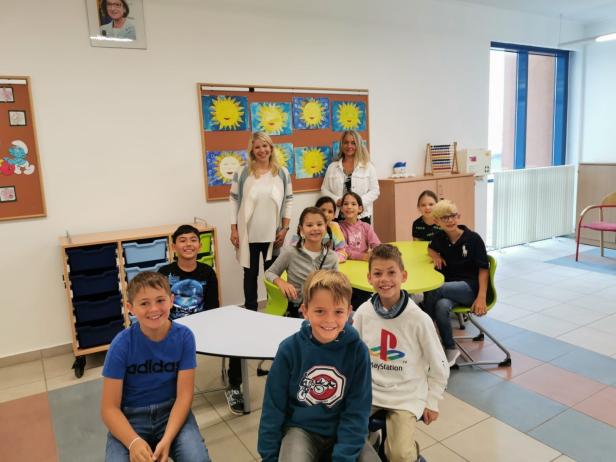 Babyelefant im Klassenzimmer: Schule im Osten Österreichs gestartet