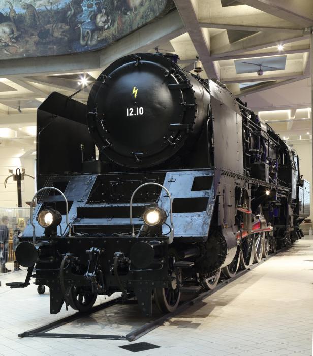 Österreichs größte Dampflok ist zurück im Museum